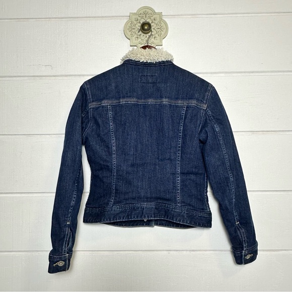 Levi's Women’s Original Sherpa Trucker Jacket Denim Size Medium - Picture 10 of 14